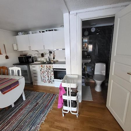 Tanten i Tumbo Hus på landet med utsikt Kvicksund Eksteriør bilde