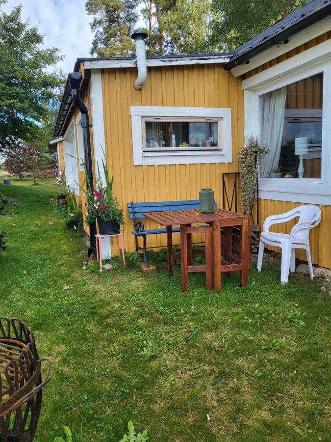 Tanten i Tumbo Hus på landet med utsikt Kvicksund Eksteriør bilde