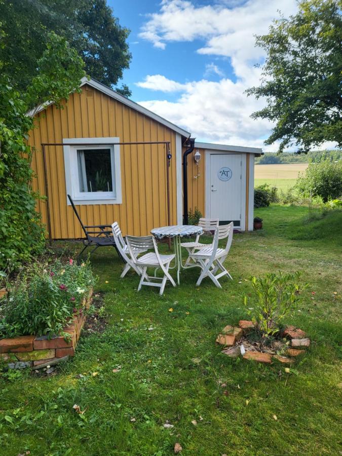 Tanten i Tumbo Hus på landet med utsikt Kvicksund Eksteriør bilde